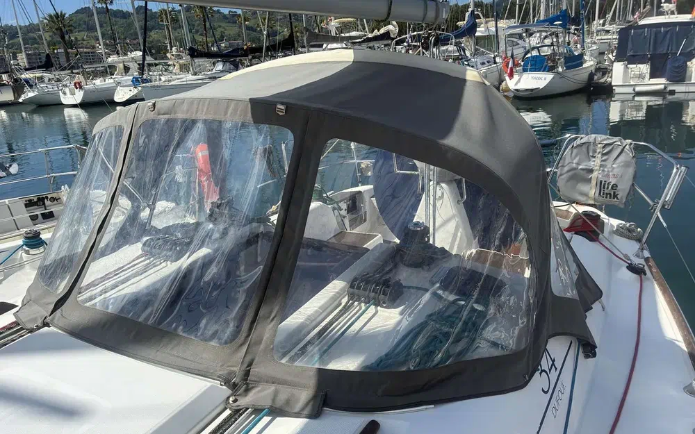 slider 16 Dufour 34 Anniversary Edition