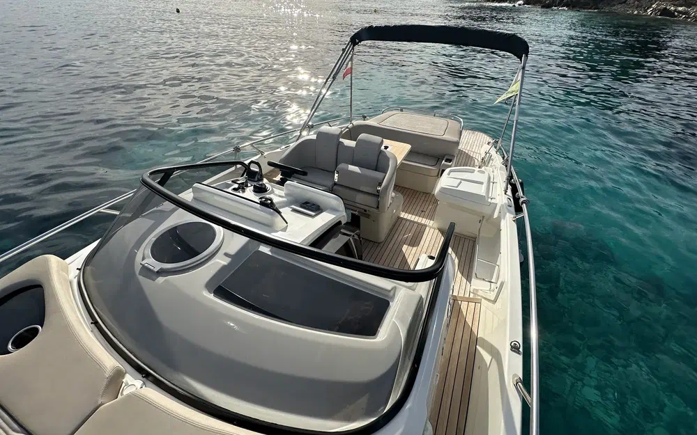 slider 10 Cranchi Endurance 30