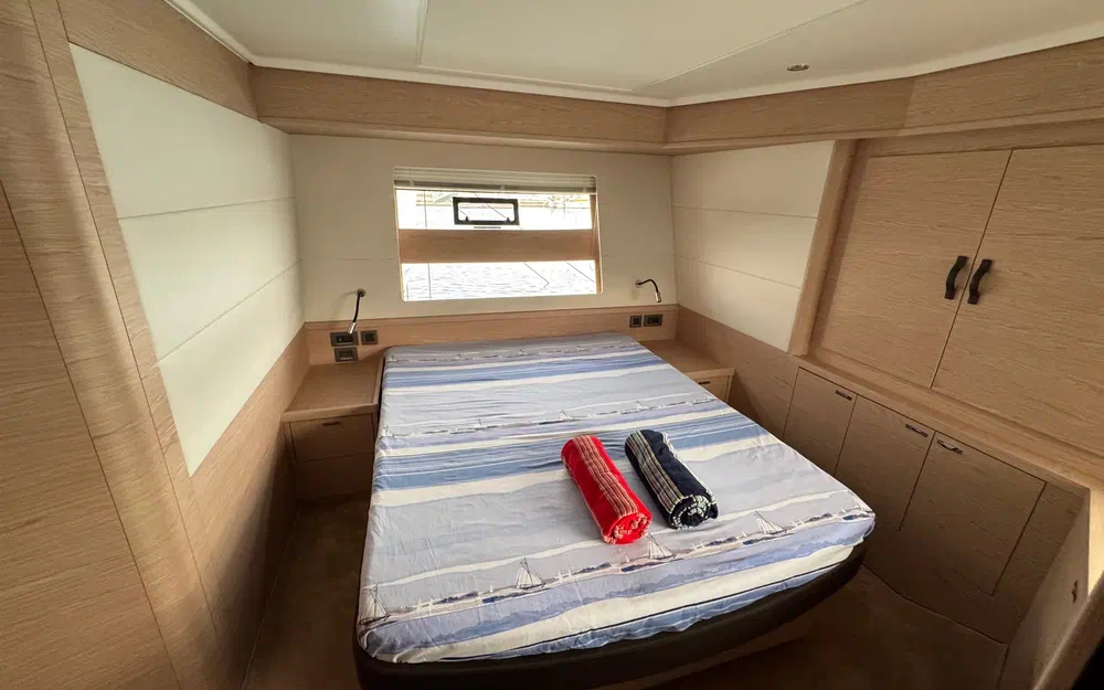 slider 26 Beneteau Grand Trawler 62