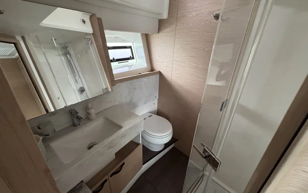 slider 28 Beneteau Grand Trawler 62