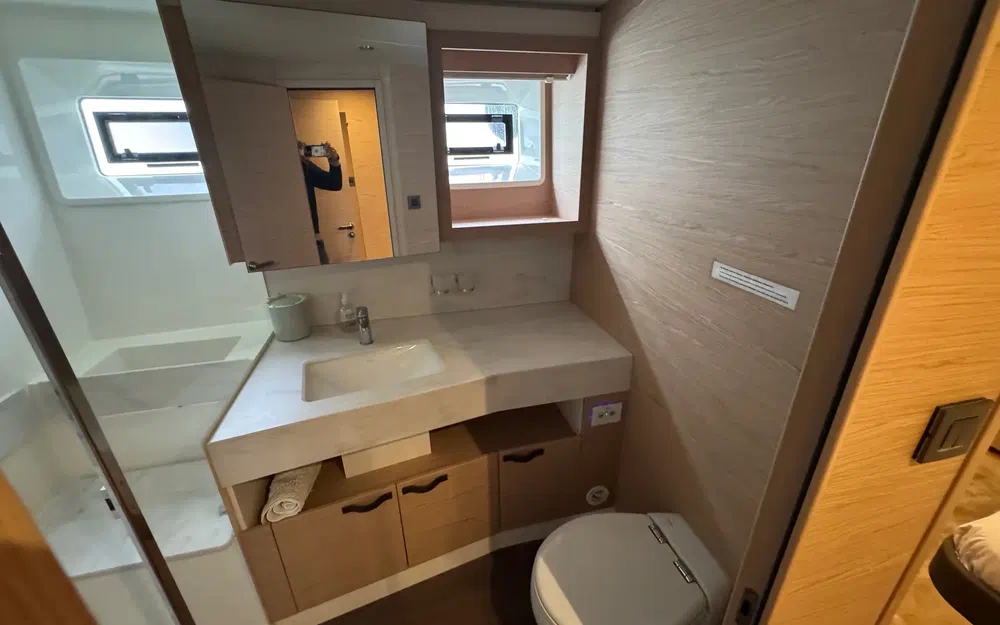 slider 35 Beneteau Grand Trawler 62