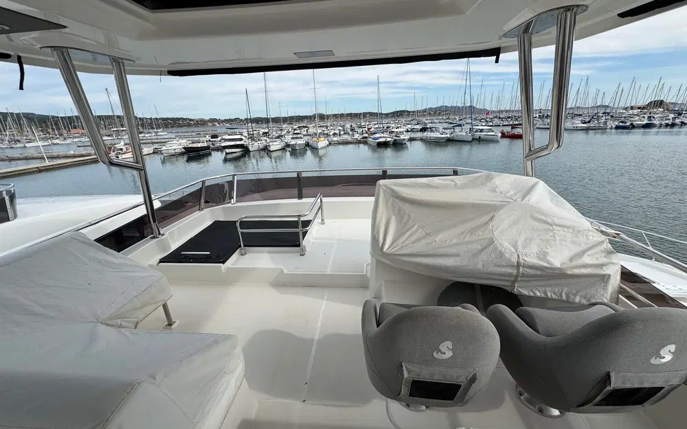 slider 40 Beneteau Grand Trawler 62