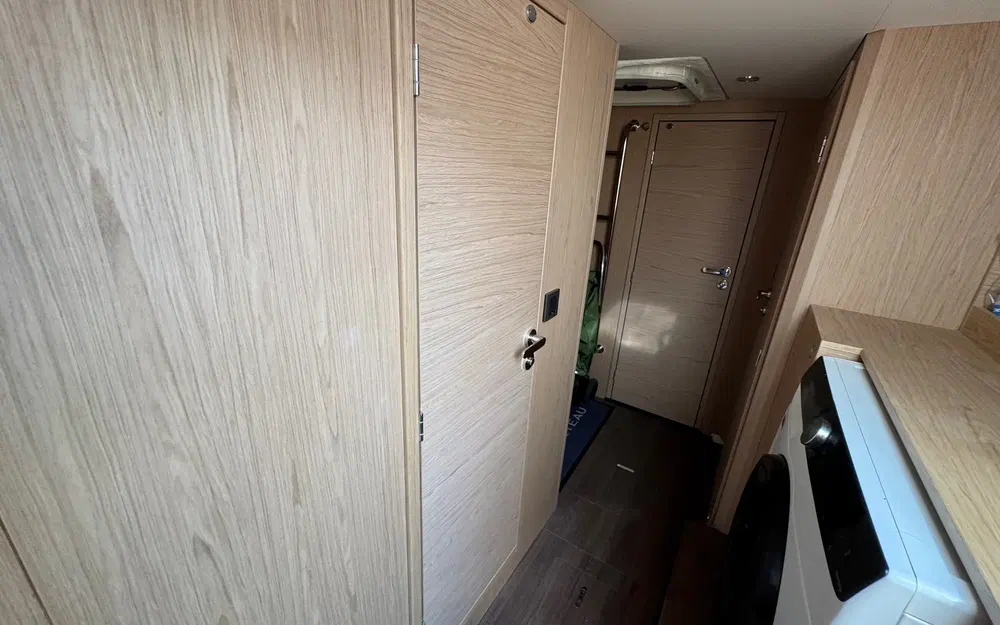 slider 41 Beneteau Grand Trawler 62