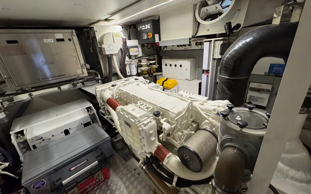 slider 46 Beneteau Grand Trawler 62