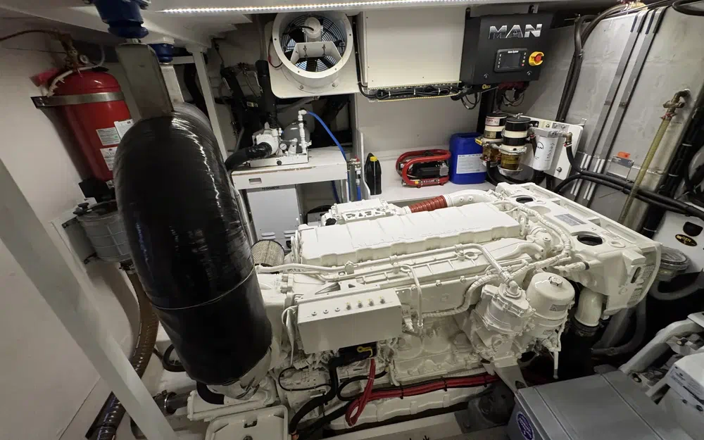 slider 47 Beneteau Grand Trawler 62