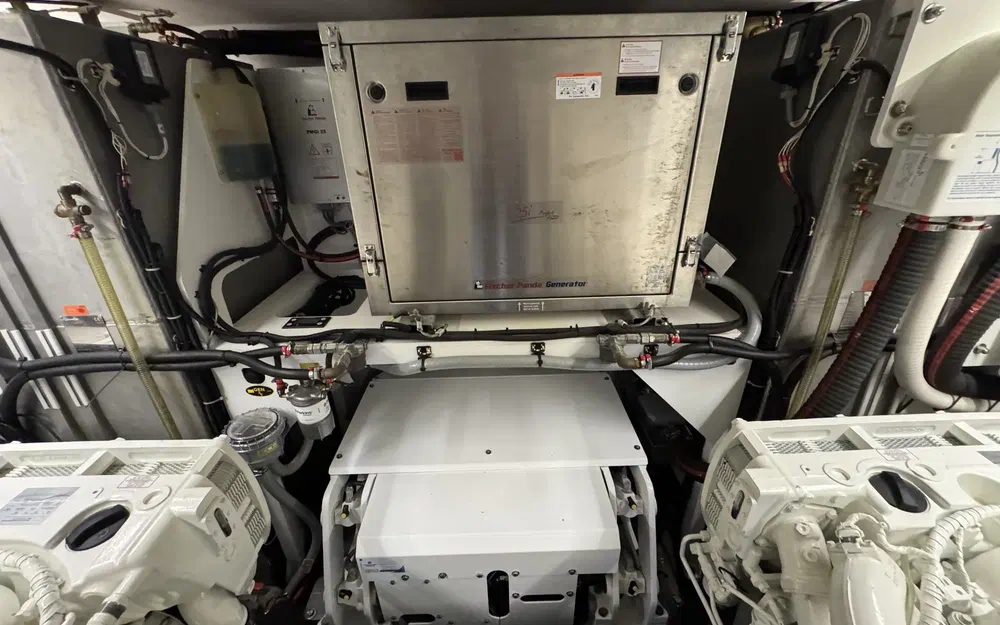 slider 48 Beneteau Grand Trawler 62