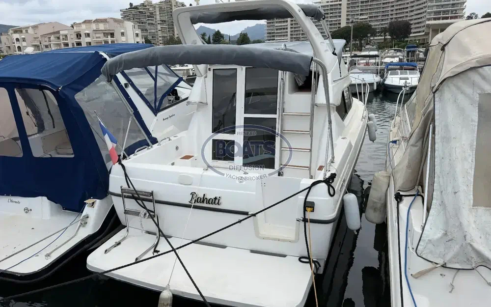 slider 2 Bayliner Cierra 2858