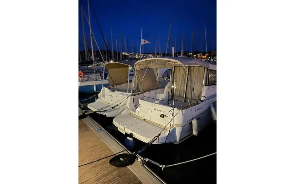 slider 4 Jeanneau Merry Fisher 655