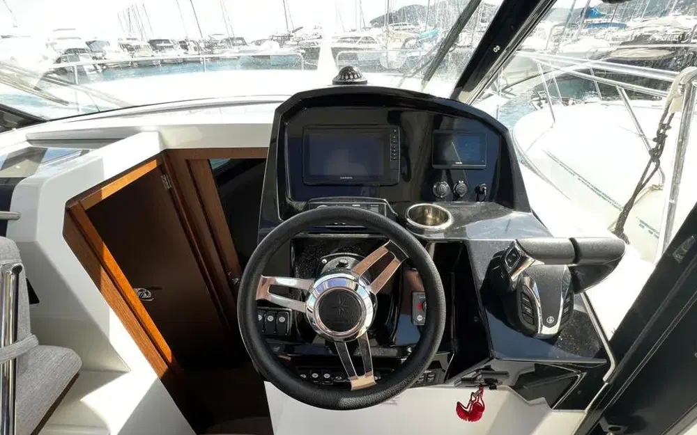 slider 8 Jeanneau Merry Fisher 895