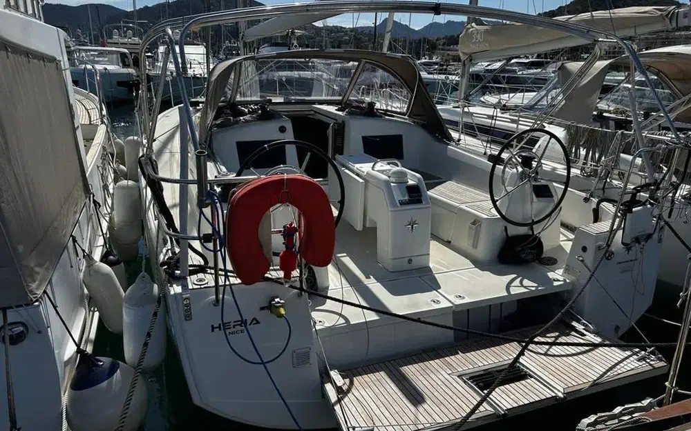 slider 4 Jeanneau Sun Odyssey 410