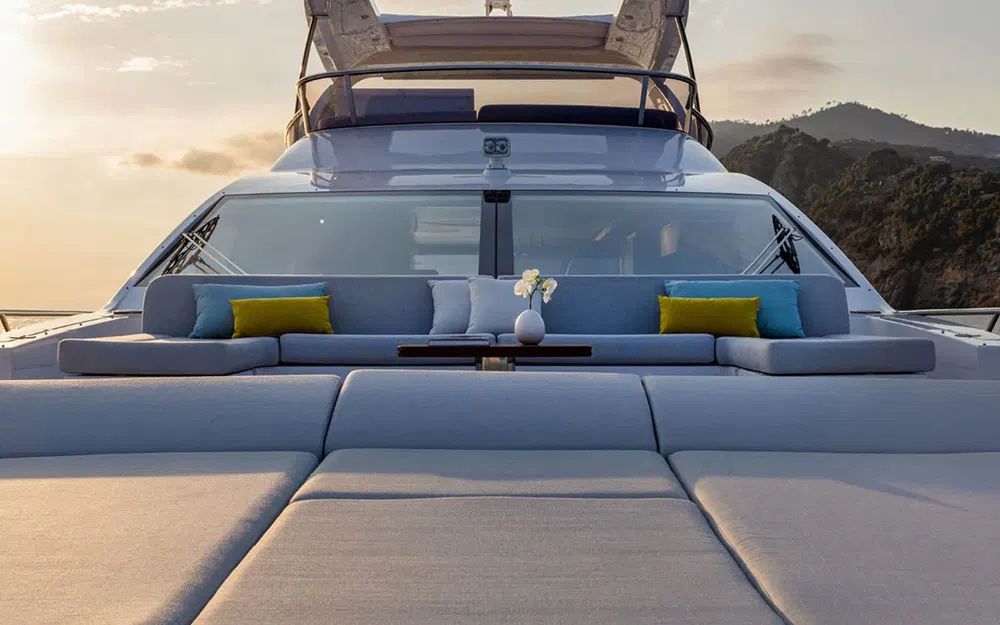 slider 33 Azimut 72 flybridge