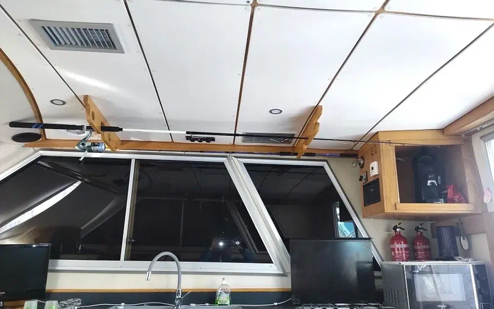 slider 39 Guy Bonnet 41