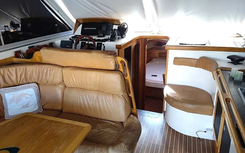 slider 40 Guy Bonnet 41