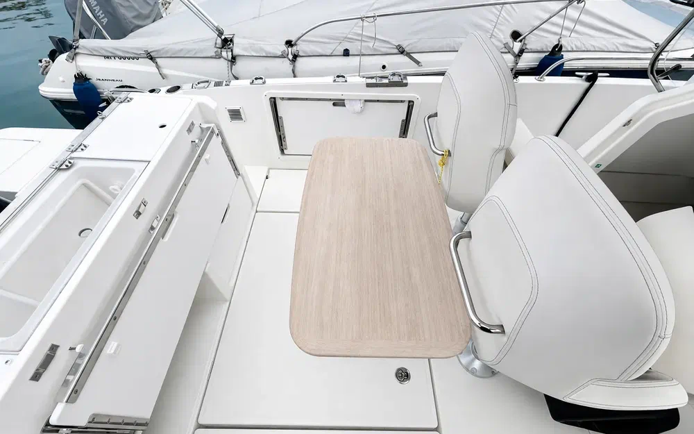 slider 4 Beneteau Flyer 8 SPACEdeck