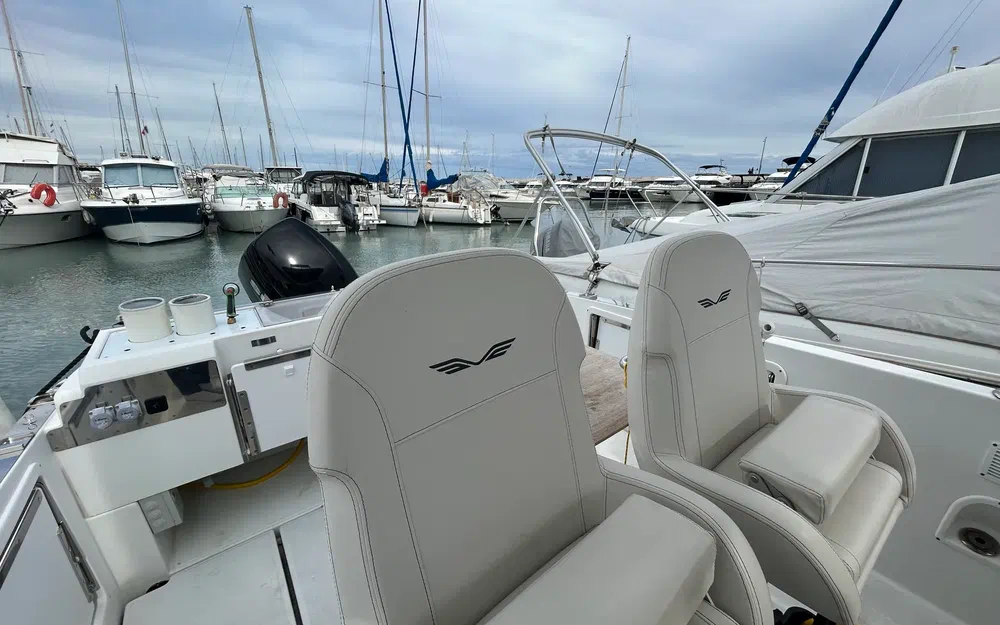 slider 3 Beneteau Flyer 8 SPACEdeck