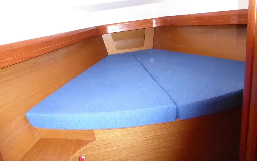 slider 17 Jeanneau Sun Odyssey 42 DS
