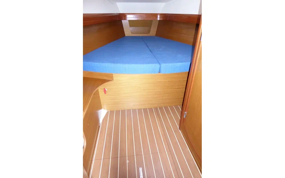 slider 19 Jeanneau Sun Odyssey 42 DS