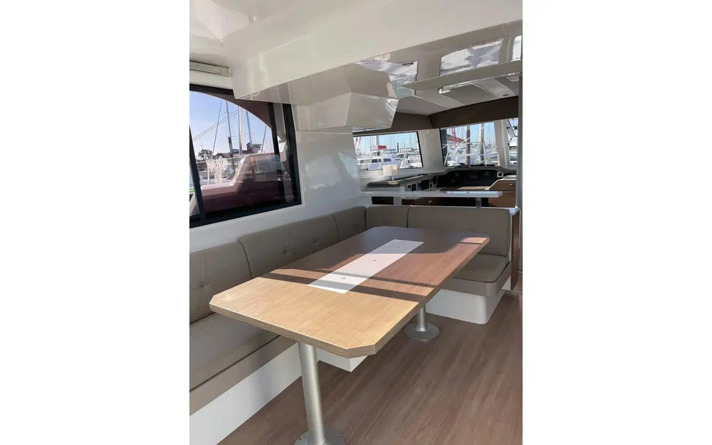 slider 14 Bali Catamarans Catspace 40