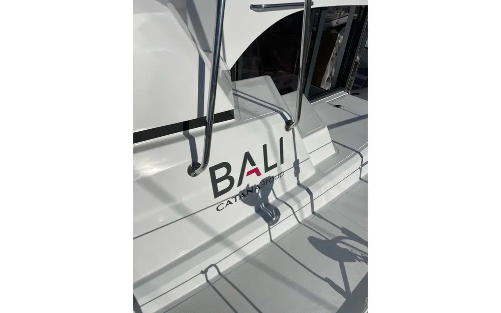 slider 34 Bali Catamarans Catspace 40