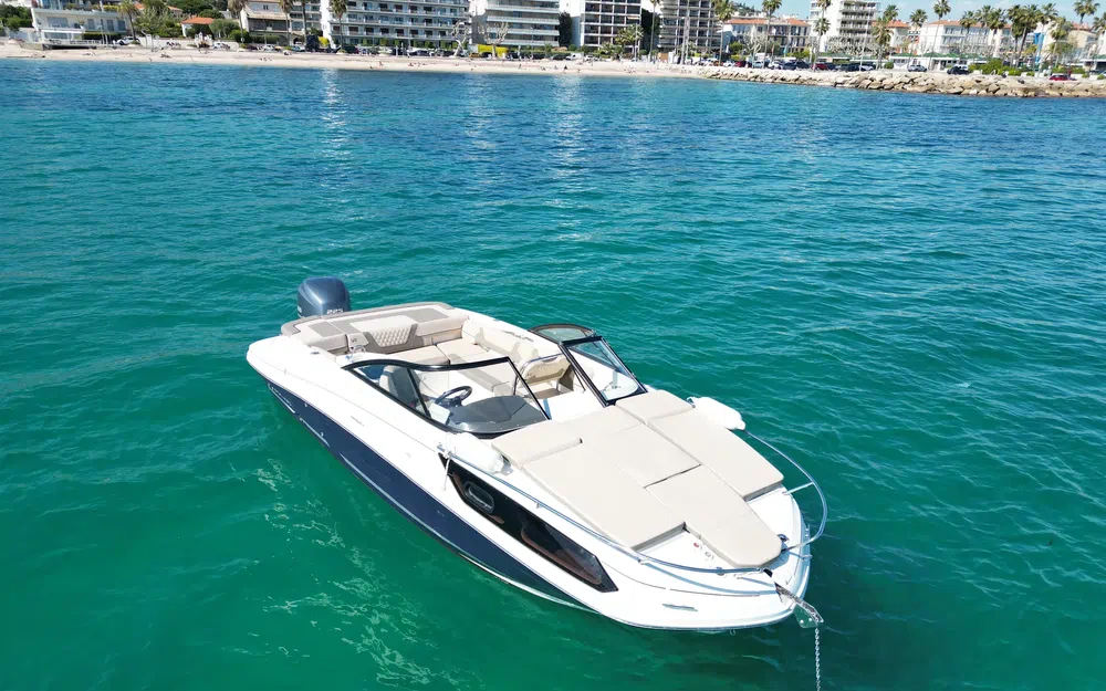 slider 7 Bayliner VR6 Cuddy