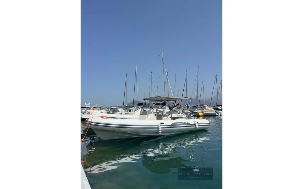 slider 1 Capelli Tempest 775
