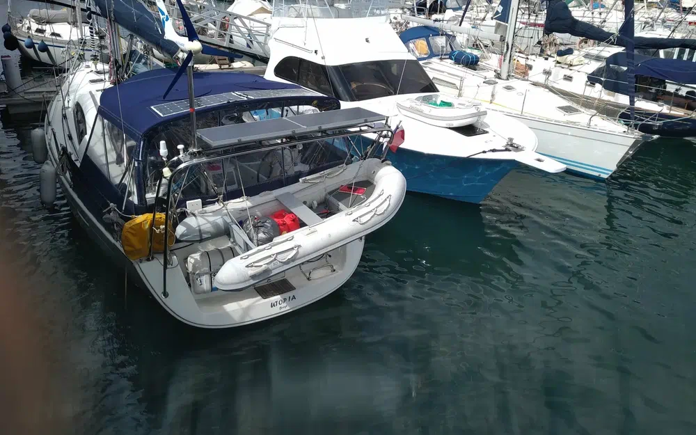 slider 11 Beneteau Oceanis 40