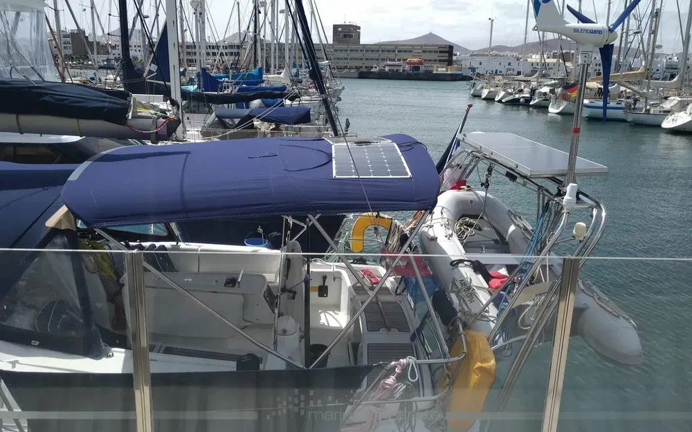 slider 15 Beneteau Oceanis 40
