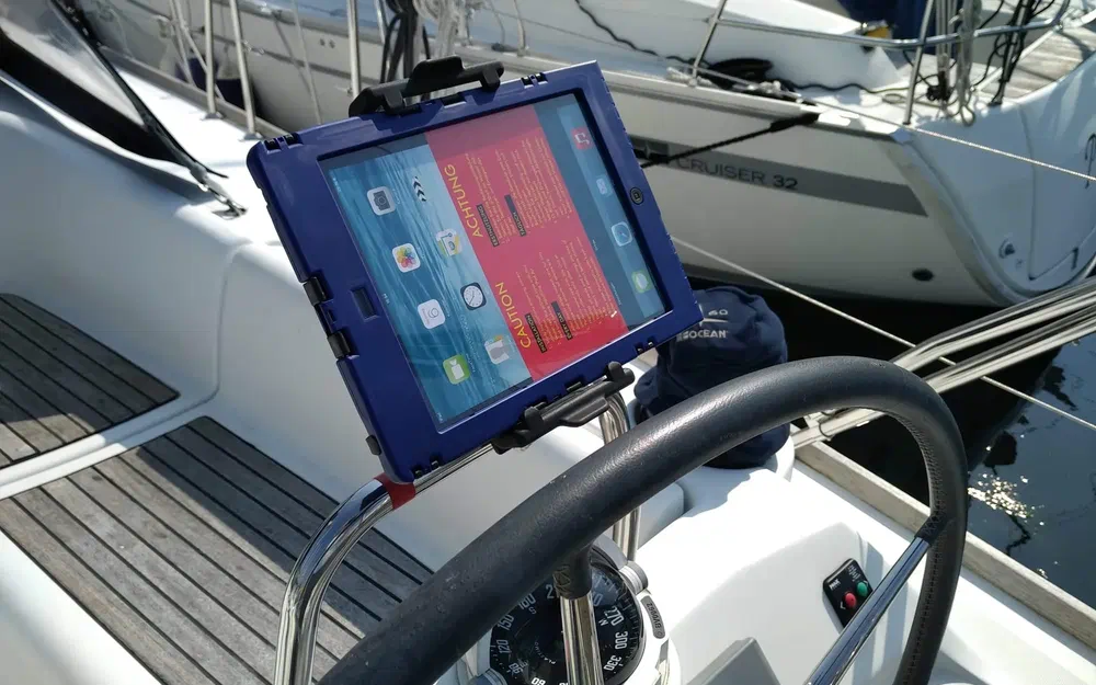 slider 22 Beneteau Oceanis 40