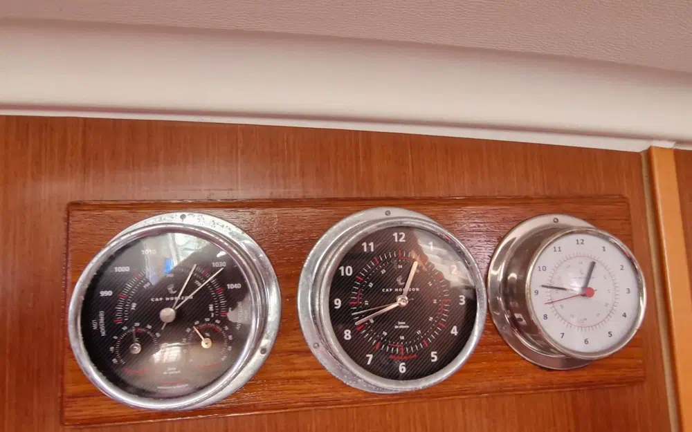 slider 23 Beneteau Oceanis 40
