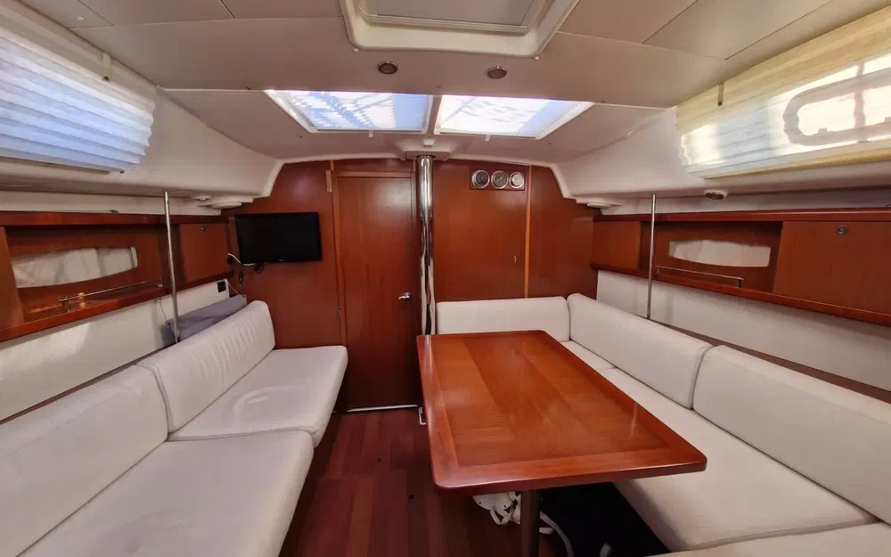 slider 2 Beneteau Oceanis 40