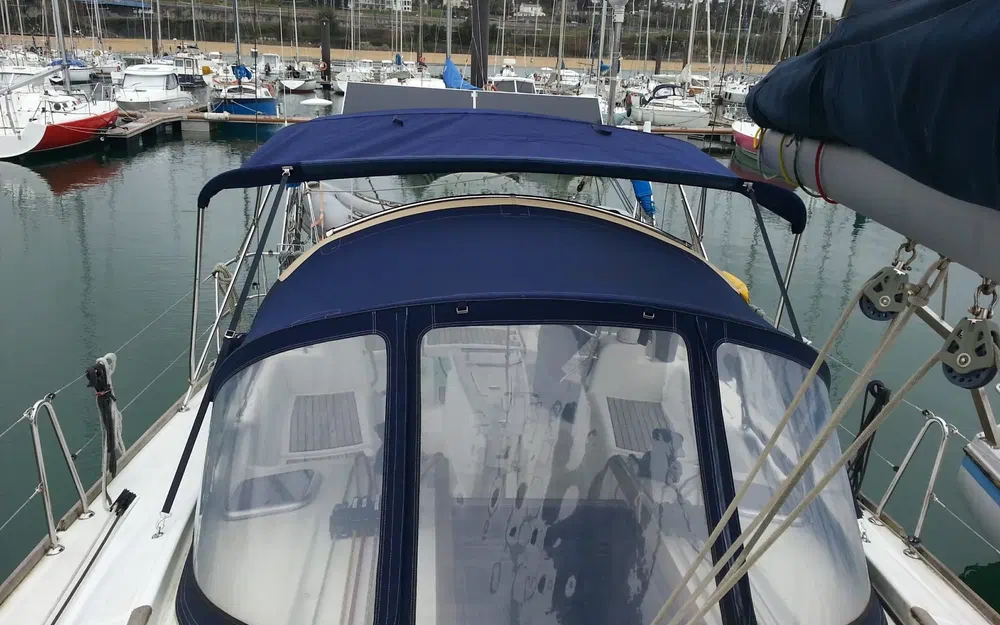 slider 6 Beneteau Oceanis 40
