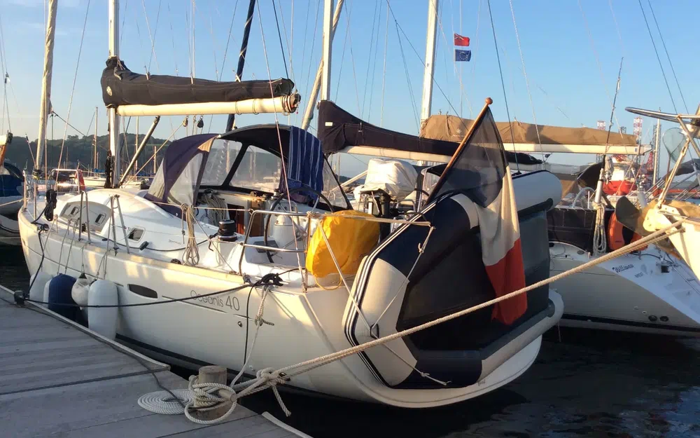 slider 7 Beneteau Oceanis 40