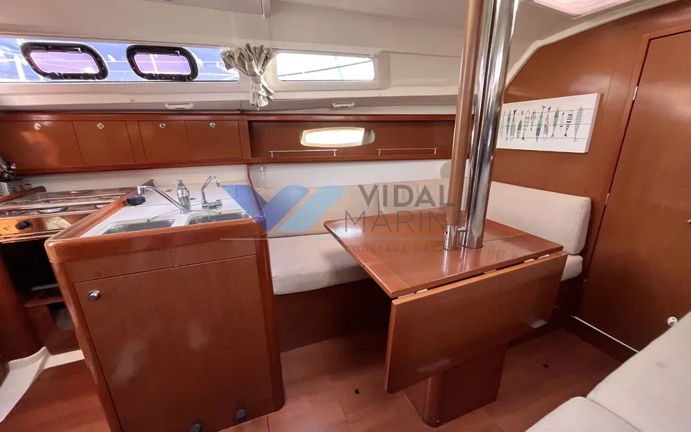 slider 7 Beneteau Oceanis 31