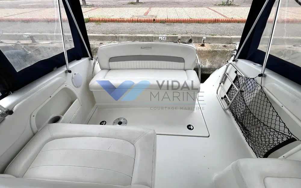 slider 9 Stingray 240 CS