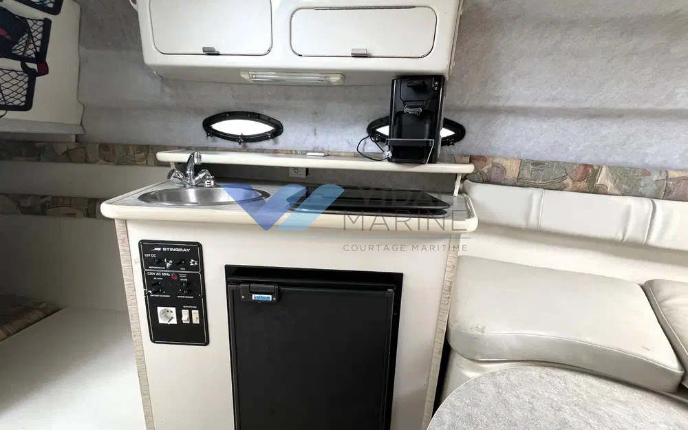 slider 3 Stingray 240 CS
