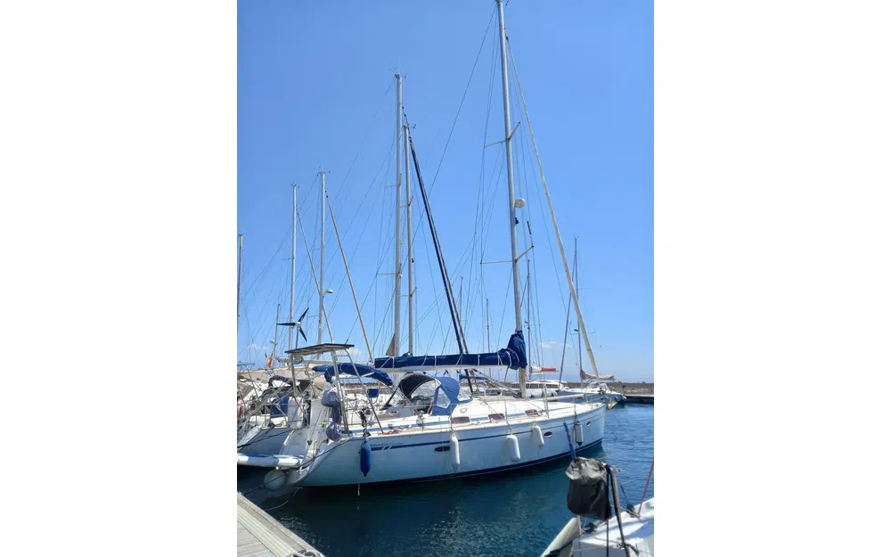 slider 1 Bavaria 42 Cruiser