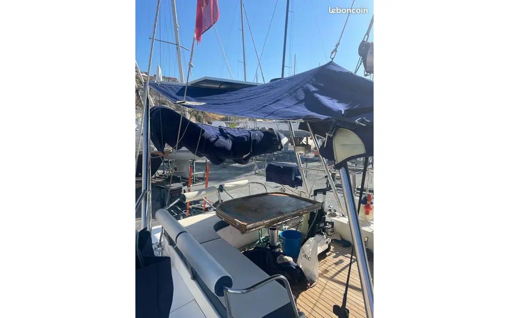 slider 5 Trident Marine Trident 45 Voyager