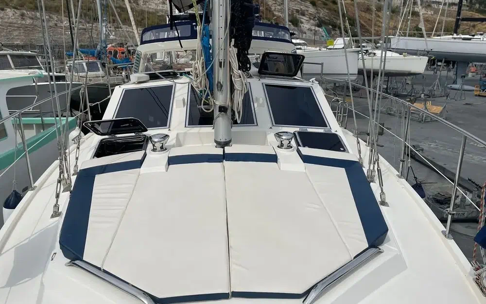 slider 8 Trident Marine Trident 45 Voyager