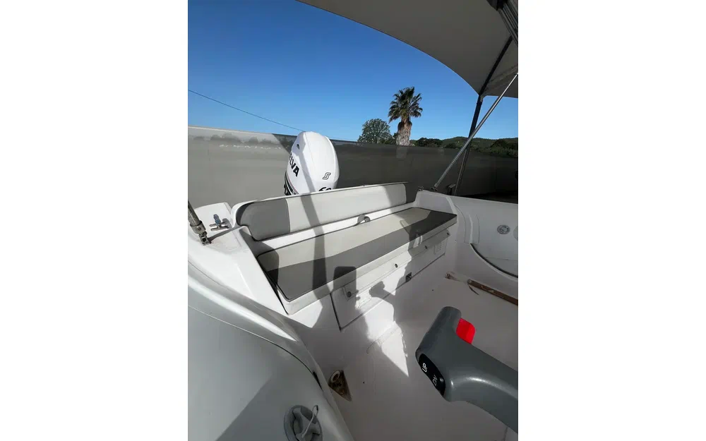 slider 2 Selva D470