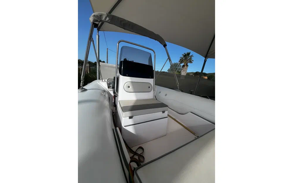slider 4 Selva D470