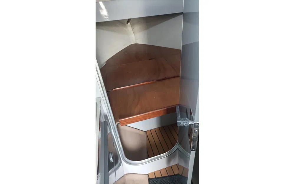 slider 6 Beneteau Antares 800