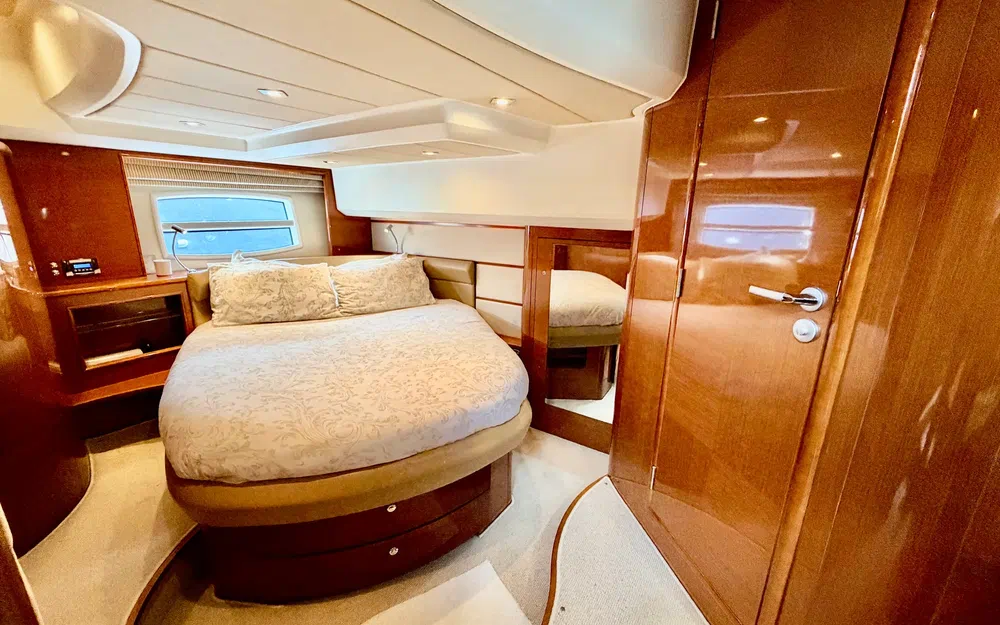 slider 34 Jeanneau Prestige 50 Fly