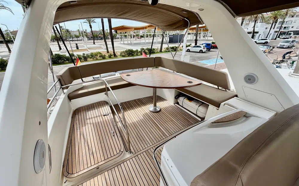 slider 13 Jeanneau Prestige 50 Fly