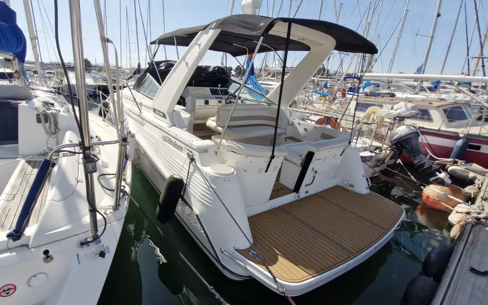 slider 1 Cruisers Yachts 3070 Rogue