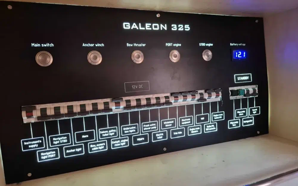 slider 35 Galeon 325 HT