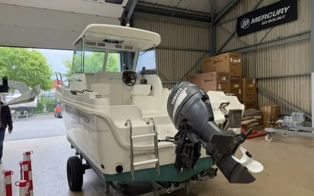 slider 1 Jeanneau Merry Fisher 580 Cabine