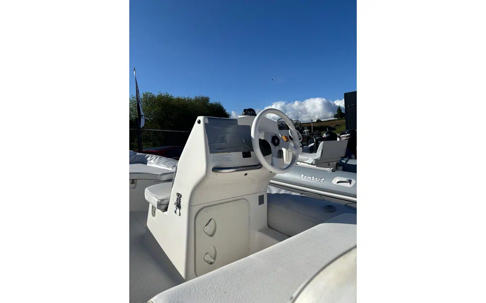 slider 1 Grand GRAND MARINE
