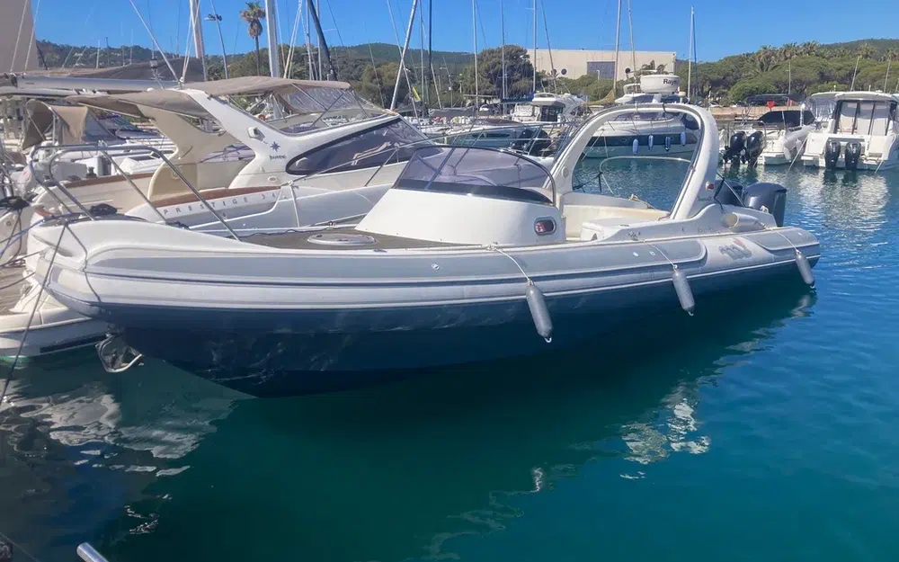slider 8 MV Marine Vesevus 35