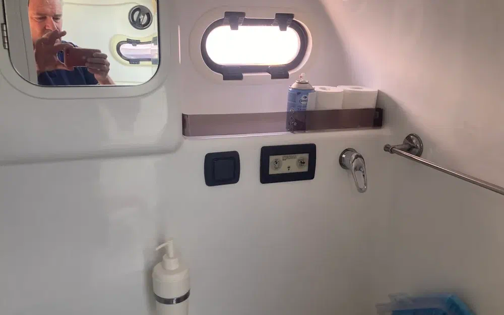 slider 11 MV Marine Vesevus 35