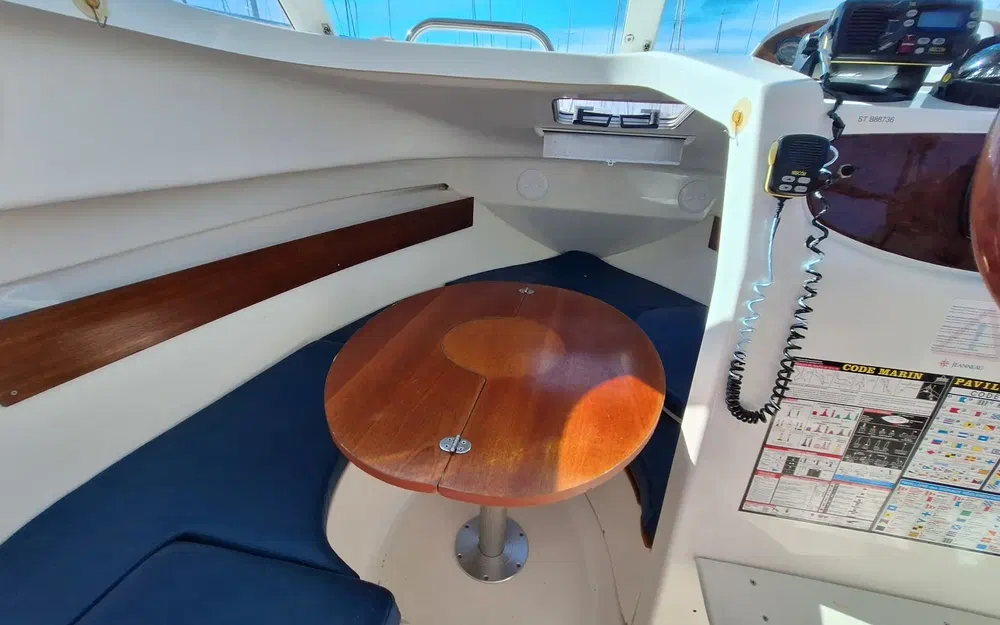 slider 2 Jeanneau Merry Fisher 625